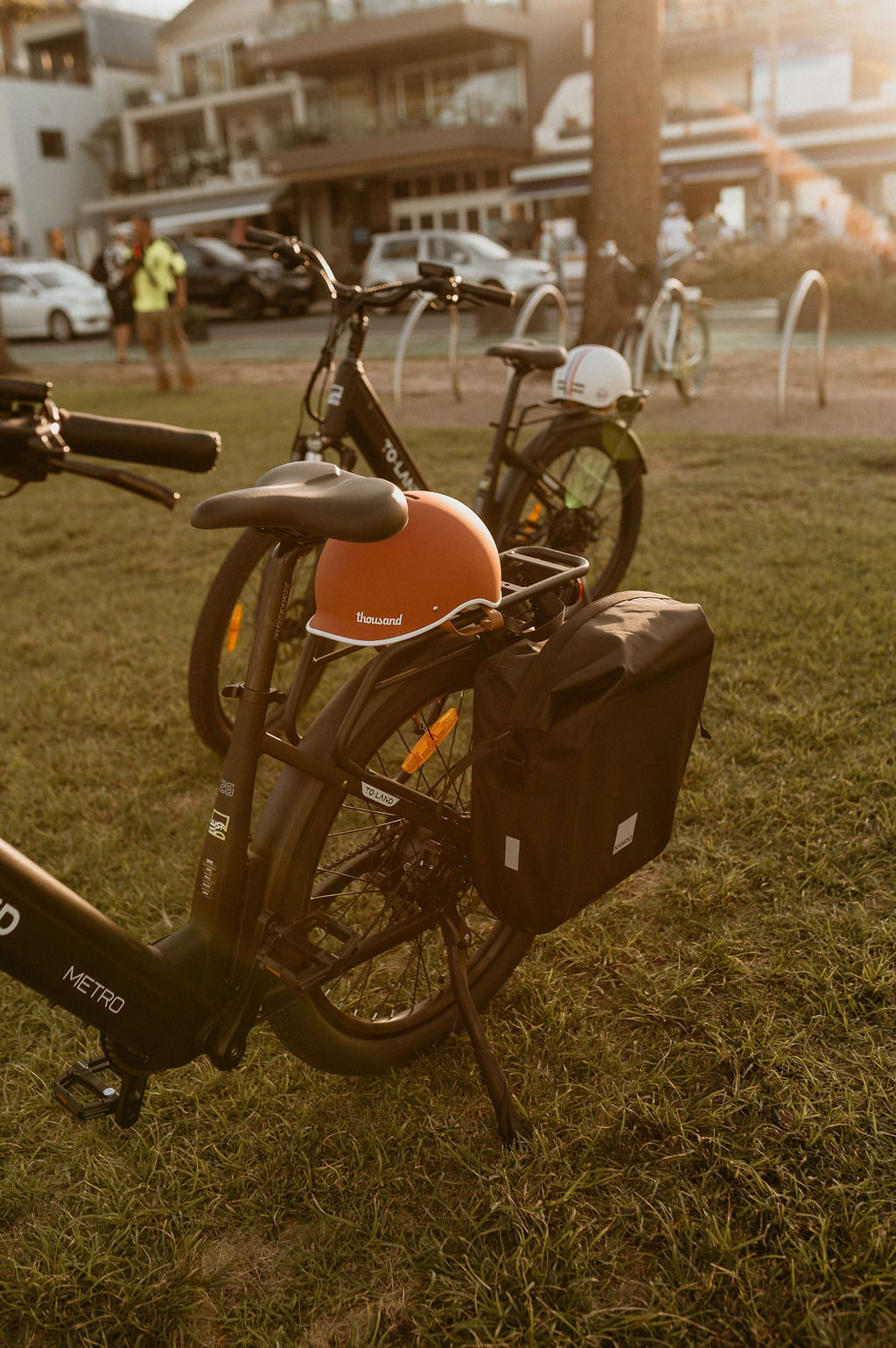 TO LAND METRO E-BIKE REVIEW: THE ULTIMATE URBAN COMMUTER