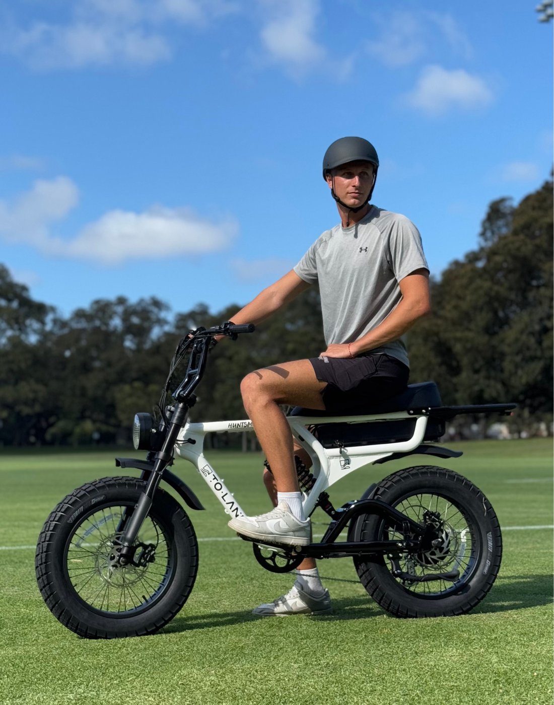 BUY AN E-BIKE